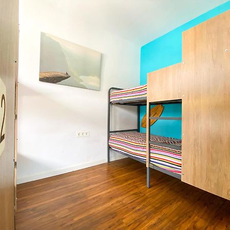 North Surf House Hostel Хихон Екстериор снимка