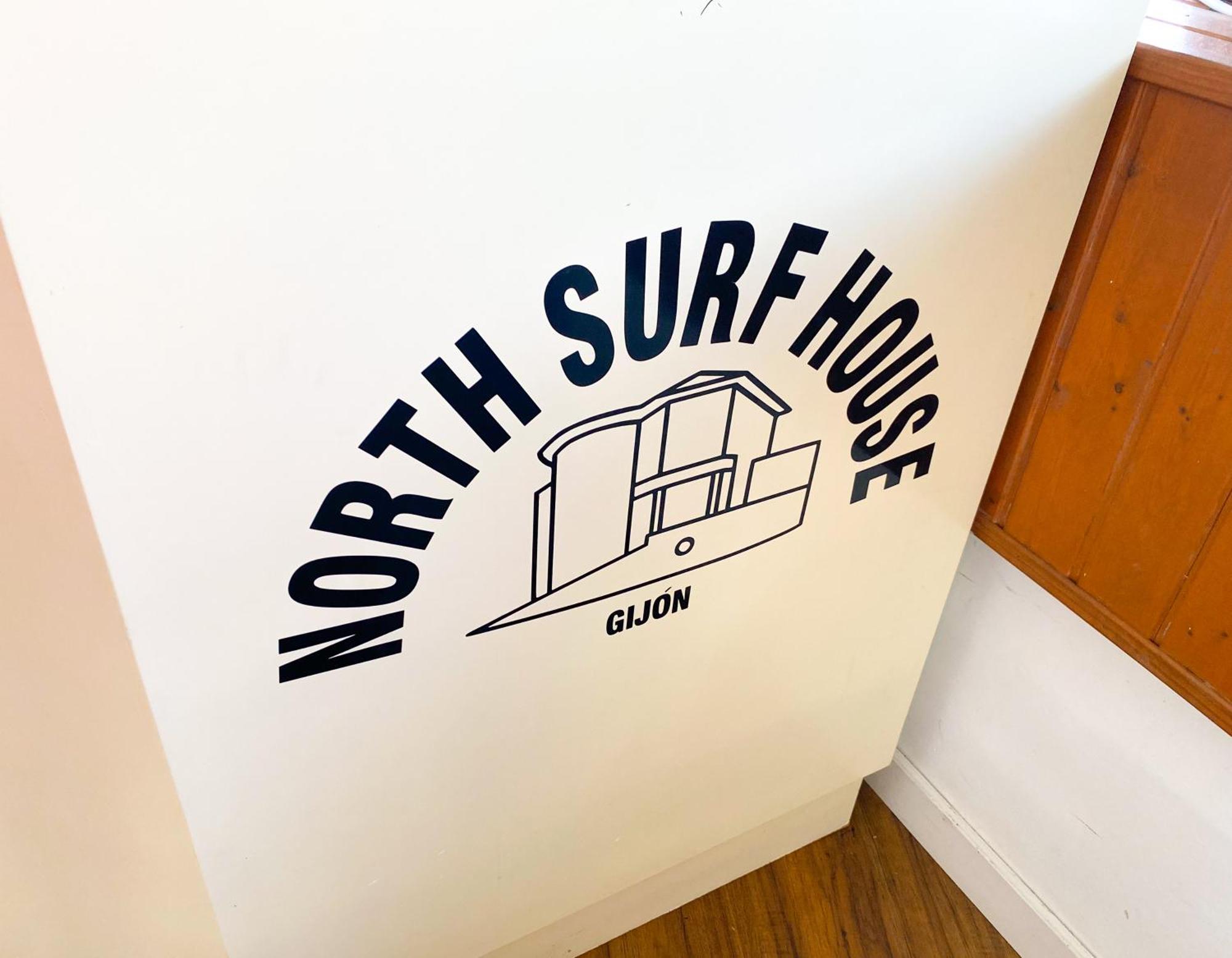 North Surf House Hostel Хихон Екстериор снимка